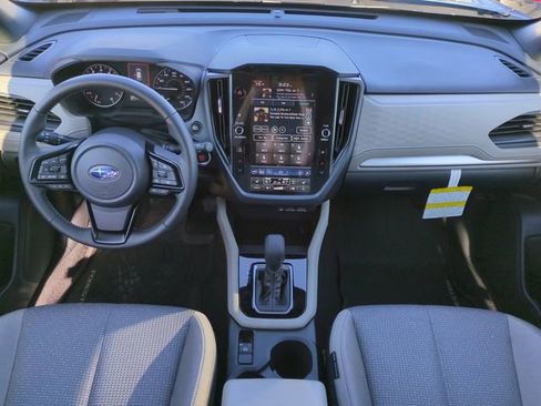 Used 2025 Subaru Forester Premium image 17