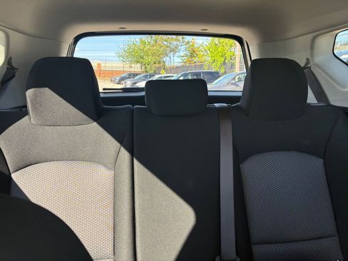 Used 2025 Kia Soul LX w/ LX Technology Package FWD image 33