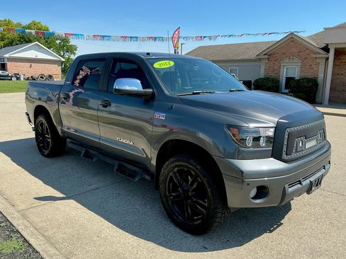 Used 2012 Toyota Tundra Limited w/ Memory Pkg AWD/4WD image 3
