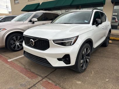 Certified 2024 Volvo XC40 B5 Plus