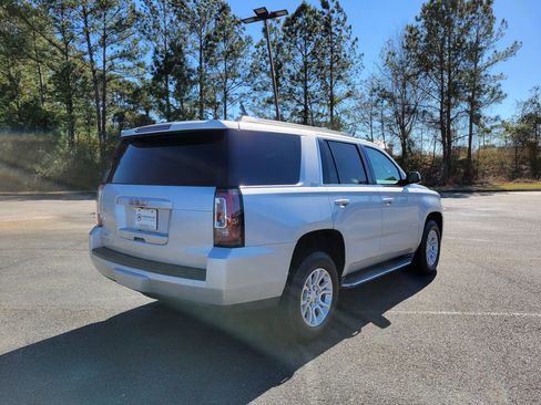Used 2016 GMC Yukon SLE w/ Convenience Package image 5