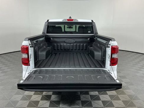 Certified 2025 Ford Maverick Lobo AWD/4WD image 9