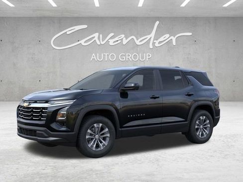 New 2026 Chevrolet Equinox LT FWD image 2