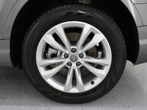 Used 2017 Audi Q7 3.0T Premium Plus image 82