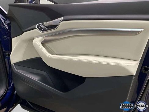 Used 2021 Audi e-tron Premium image 77