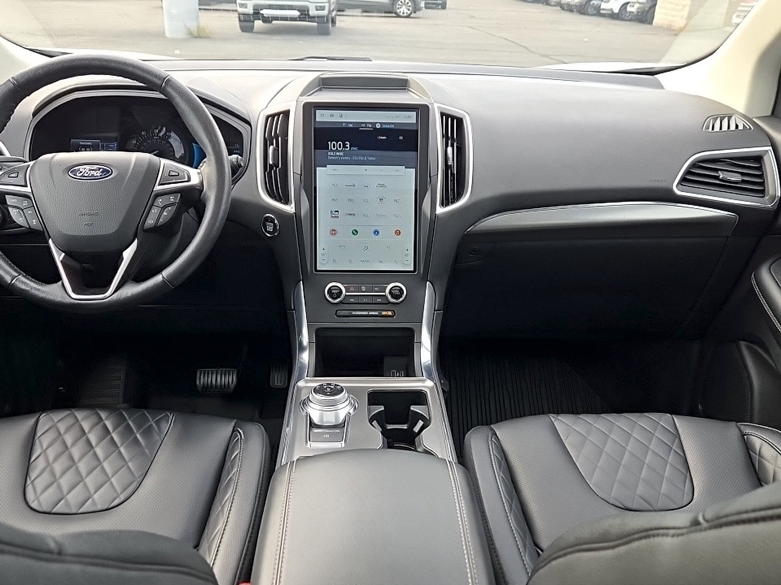 Used 2024 Ford Edge Titanium w/ Equipment Group 301A AWD/4WD image 9