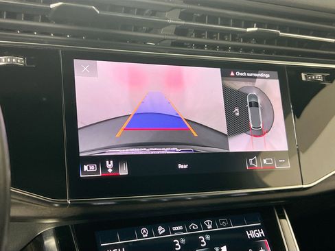 Used 2021 Audi Q7 3.0T Prestige image 14