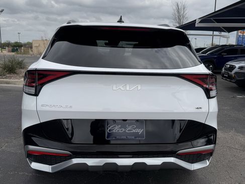 Used 2023 Kia Sportage SX image 7