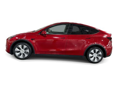 Certified 2023 Tesla Model Y Long Range AWD/4WD image 3
