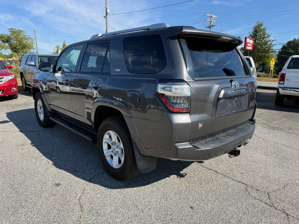 Used 2014 Toyota 4Runner SR5 AWD/4WD image 5