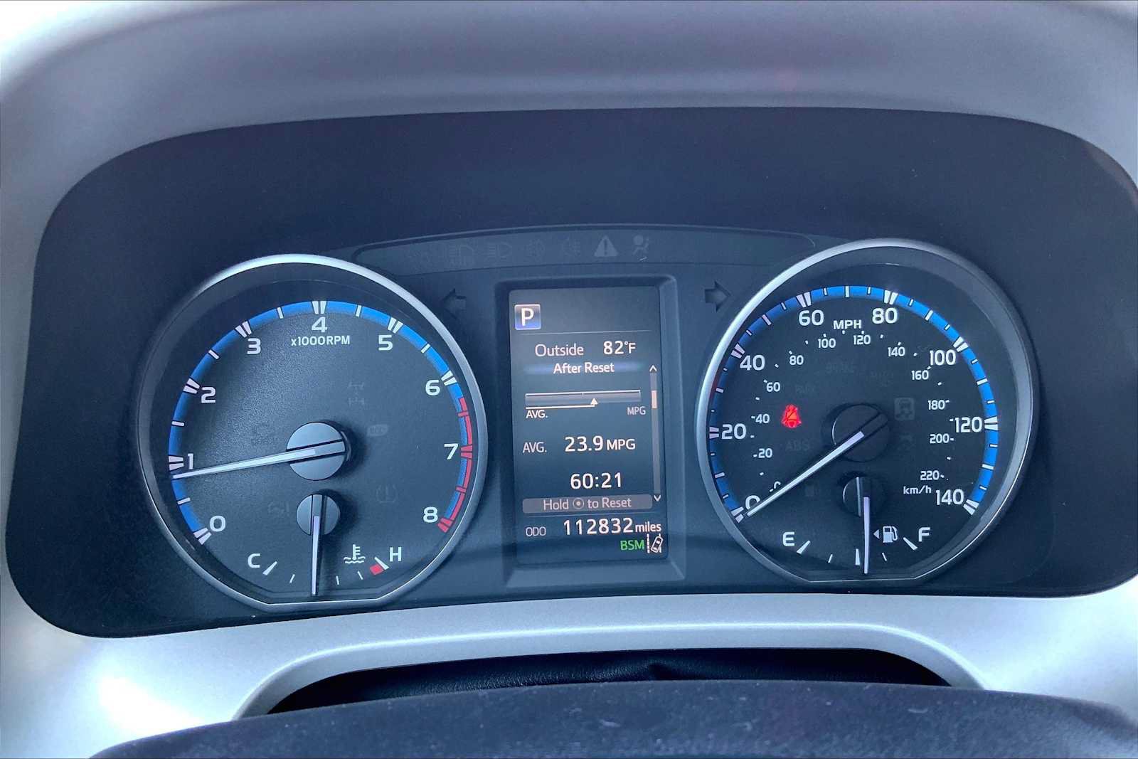 Used 2018 Toyota RAV4 XLE AWD/4WD image 22