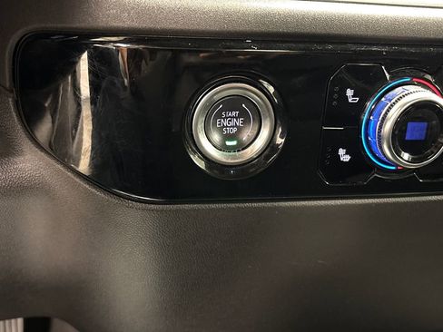 Certified 2024 GMC Sierra 1500 Elevation image 40