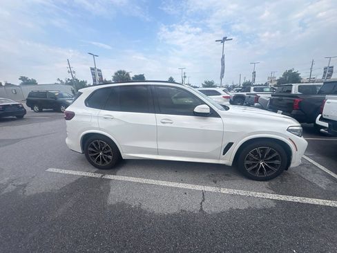 Used 2022 BMW X5 sDrive40i w/ M Sport Package RWD image 15