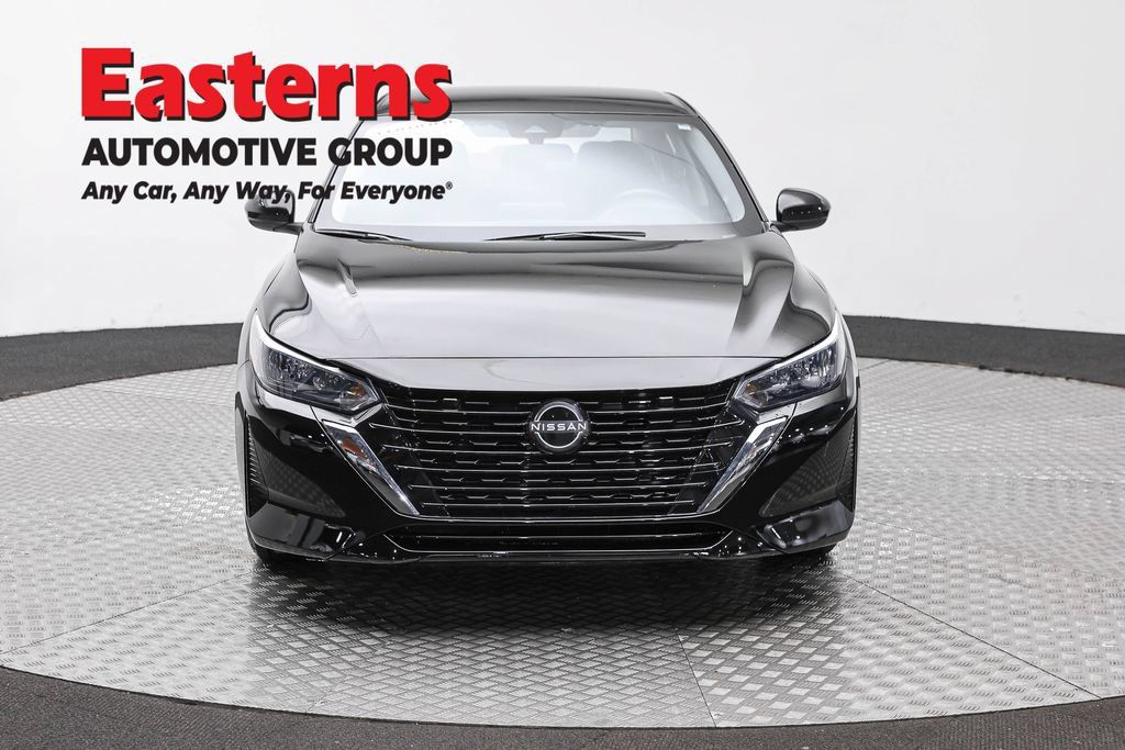 Used 2024 Nissan Sentra SV FWD image 2