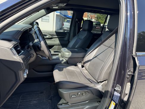 Used 2022 GMC Yukon Denali AWD/4WD image 13