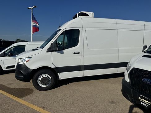 Used 2019 Freightliner Sprinter 2500 image 44