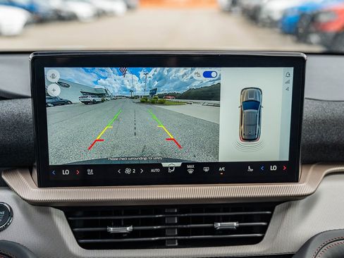 New 2025 Ford Explorer Active w/ Active Comfort Package image 21