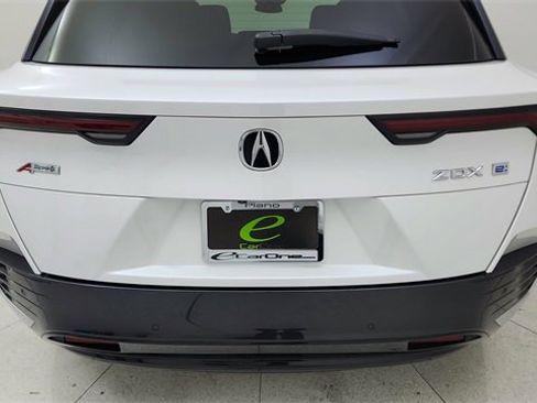 Used 2024 Acura ZDX A-Spec image 11