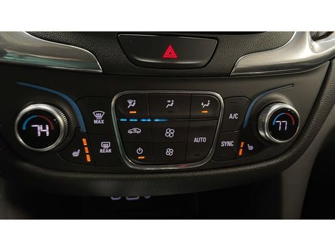 Used 2019 Chevrolet Equinox LT image 13