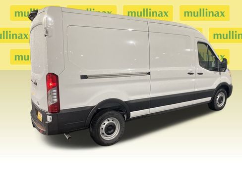 New 2026 Ford Transit 250 148 Medium Roof w/ Load Area Protection Package image 3