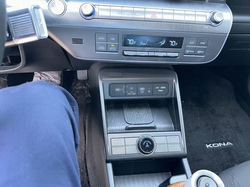 Used 2024 Hyundai Kona SEL w/ Convenience Package AWD/4WD image 6