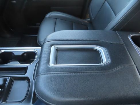 Used 2022 Chevrolet Silverado 1500 LTZ AWD/4WD image 36