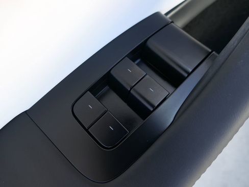 Used 2025 Tesla Model 3 Long Range image 14