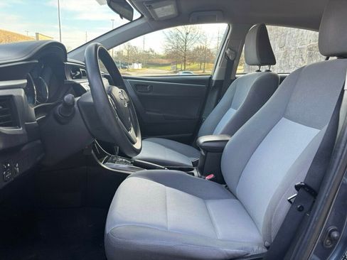 Used 2016 Toyota Corolla image 9