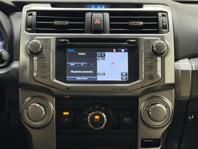Used 2019 Toyota 4Runner SR5 AWD/4WD image 28