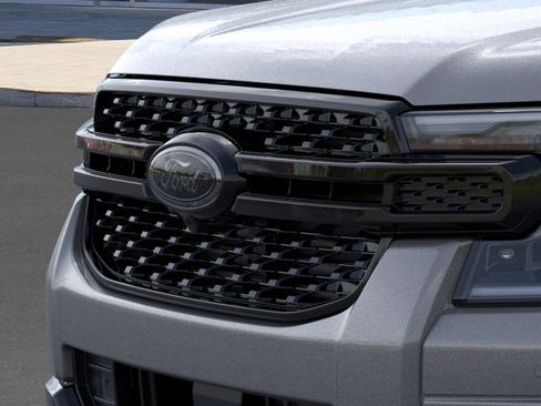 New 2026 Ford Ranger Lariat w/ Black Appearance Package image 18