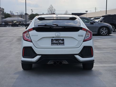 Used 2019 Honda Civic Sport Touring image 8