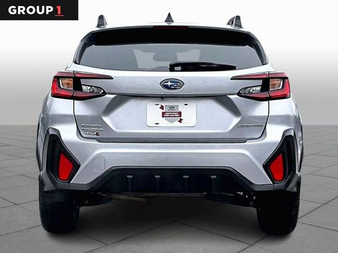 Certified 2024 Subaru Crosstrek 2.0i Premium image 4