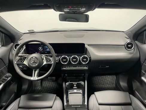 Used 2026 Mercedes-Benz GLA 250 4MATIC image 29