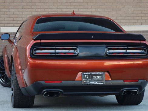 Used 2021 Dodge Challenger R/T Scat Pack RWD image 11