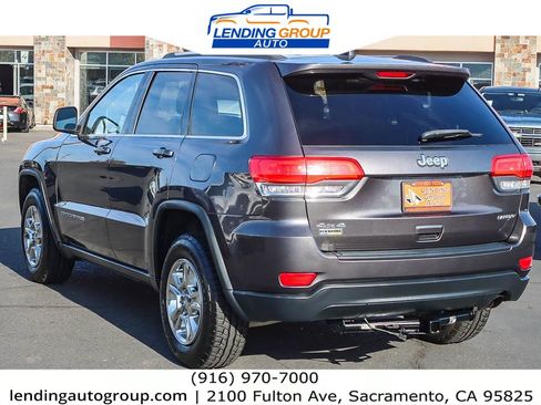 Used 2015 Jeep Grand Cherokee Laredo w/ Quick Order Package 23E image 2