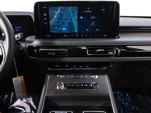 New 2026 Lincoln Aviator Reserve AWD/4WD image 27