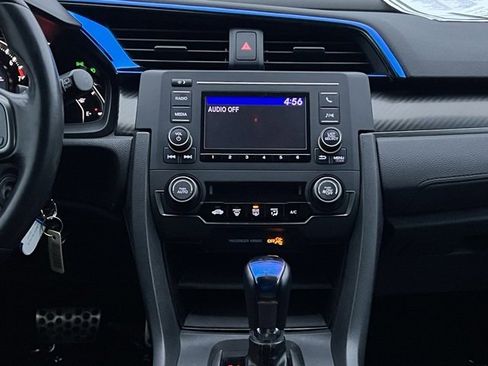 Used 2017 Honda Civic Sport image 19
