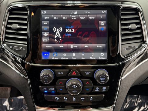 Used 2019 Jeep Grand Cherokee SRT AWD/4WD image 23