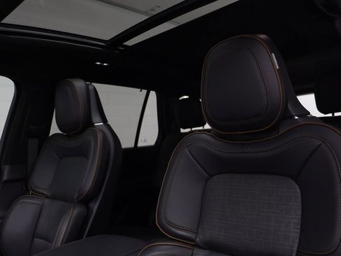 Used 2025 Lincoln Aviator Black Label w/ Jet Appearance Package image 14