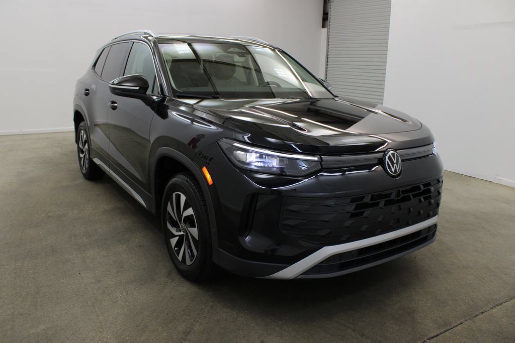 Certified 2026 Volkswagen Tiguan S AWD/4WD image 6