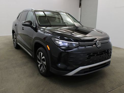 Certified 2026 Volkswagen Tiguan S AWD/4WD image 6