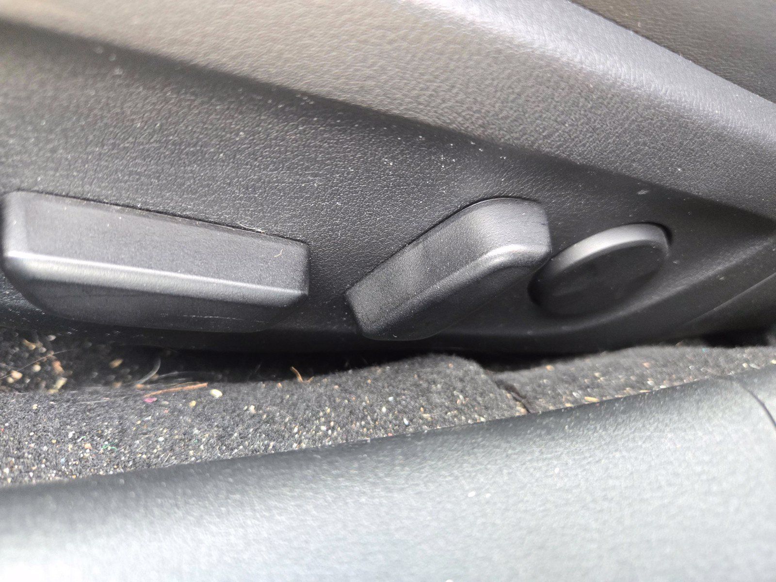 Used 2021 MAZDA MAZDA3 s FWD image 14