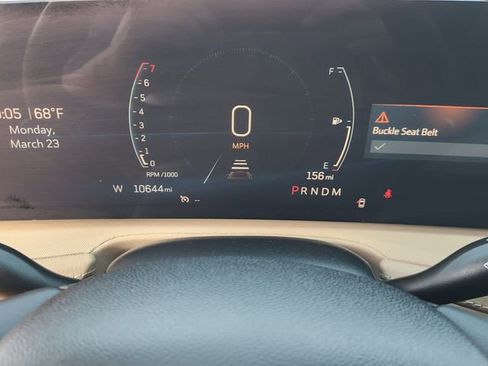 Used 2024 Cadillac XT4 Luxury w/ Cold Weather Package image 15