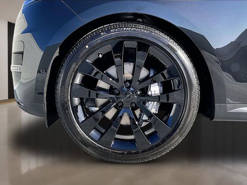 New 2026 Land Rover Range Rover Sport SE AWD/4WD image 13