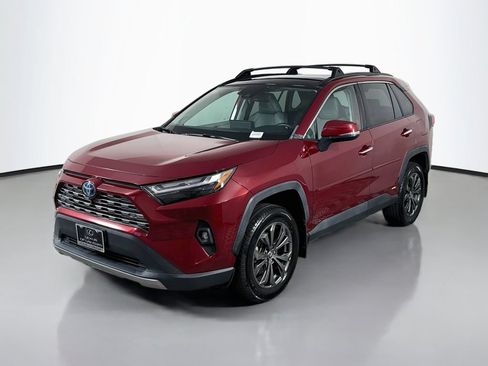 Used 2022 Toyota RAV4 Limited AWD/4WD image 1