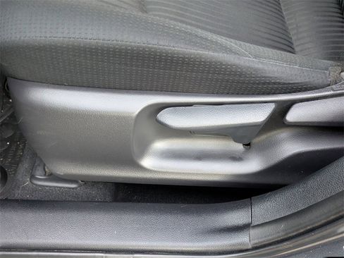 Certified 2020 Toyota Prius Prime LE image 21