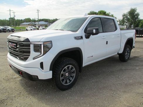 New 2026 GMC Sierra 1500 AT4 w/ AT4 Premium Package AWD/4WD image 10