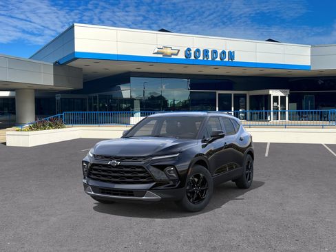 New 2026 Chevrolet Blazer LT w/ Sound & Technology Package FWD image 8