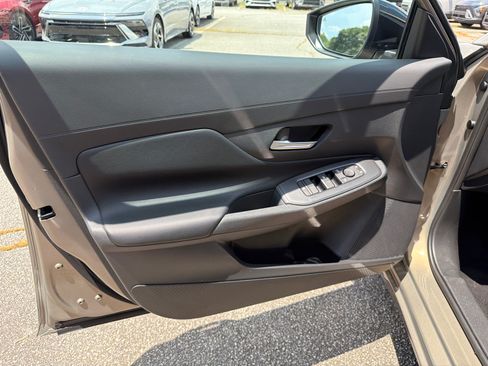 Used 2026 Nissan Sentra SV w/ Floor Mat Package FWD image 11