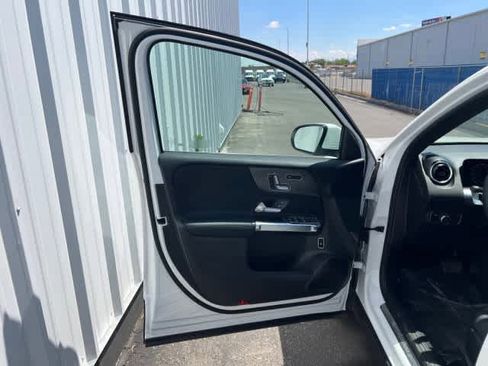 Used 2026 Mercedes-Benz GLB 250 image 13
